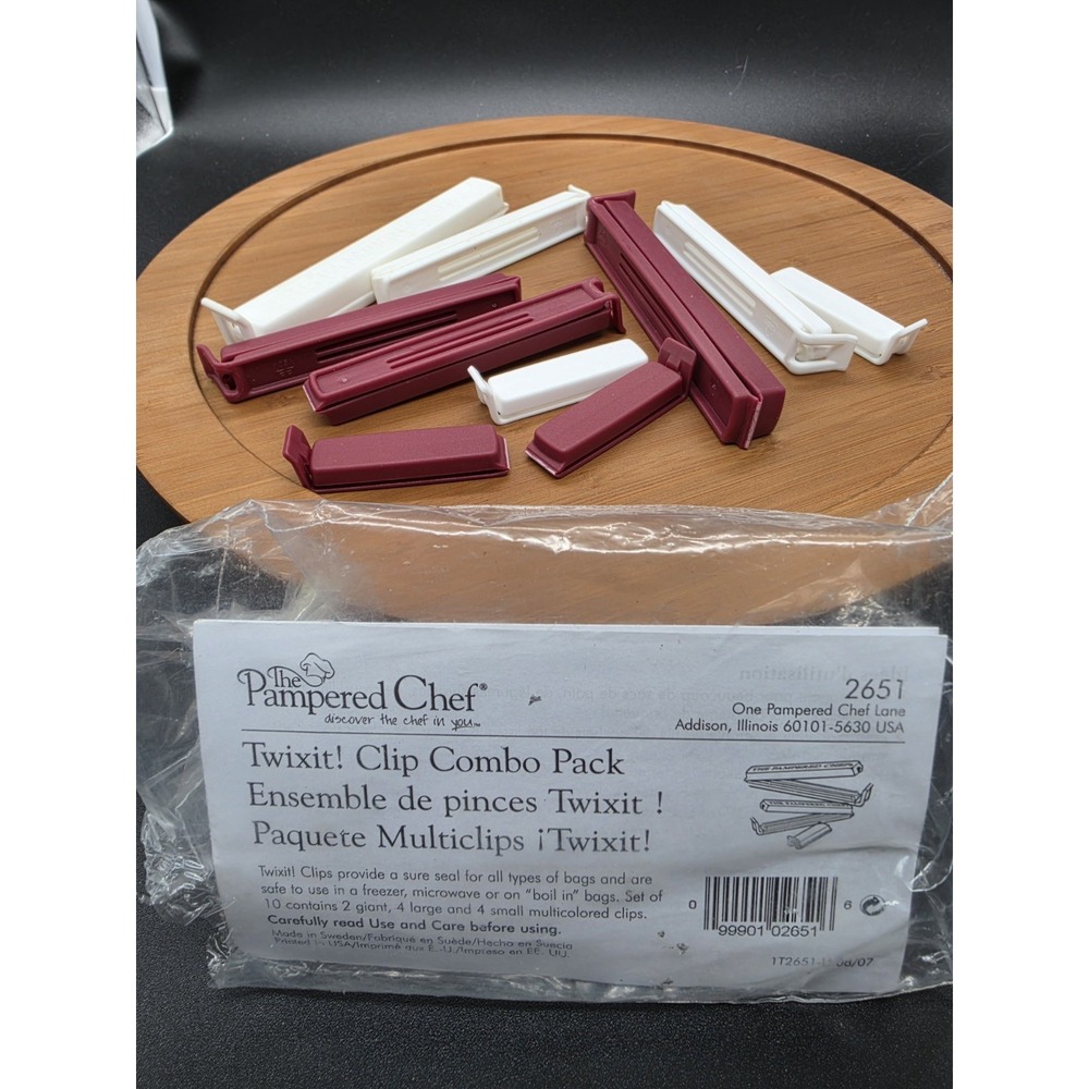 Pampered Chef Twixit Clips Set Of 10 Assorted Sizes Red And White NWT